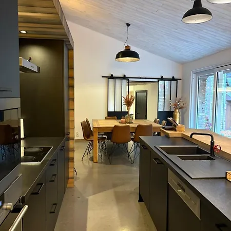 Le Des Platanes Hébergement de vacances Spa