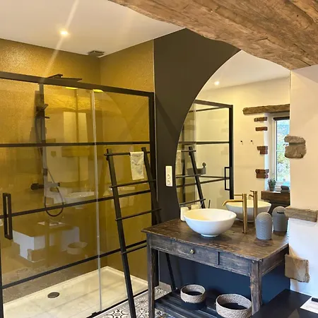 Hébergement de vacances Le Des Platanes Spa